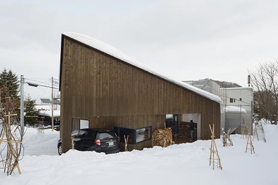 重箱(ちょうそう)の家