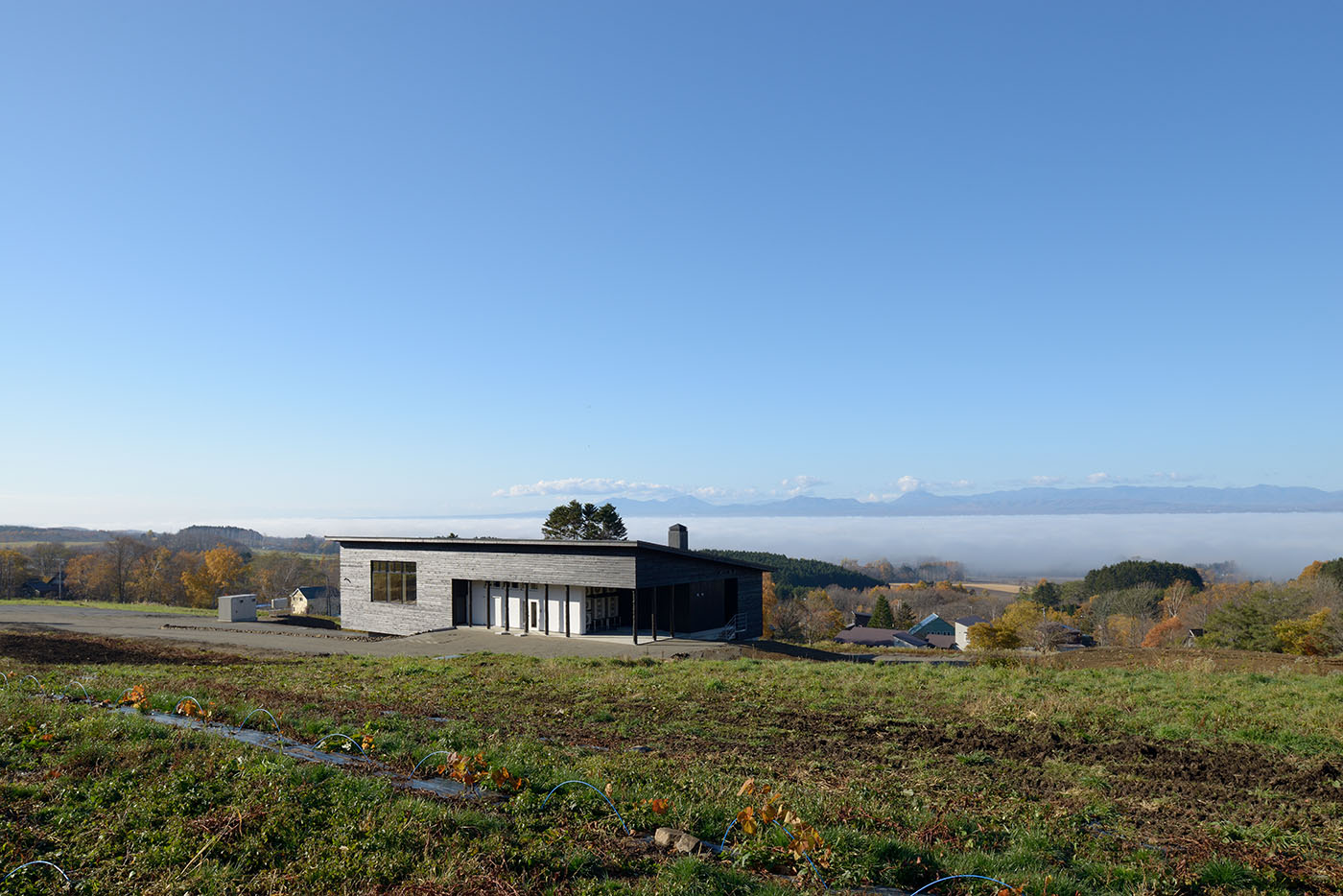 馬追蒸溜所　外観