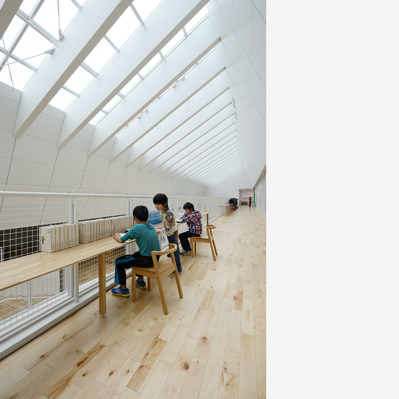 沼田小学校の内観