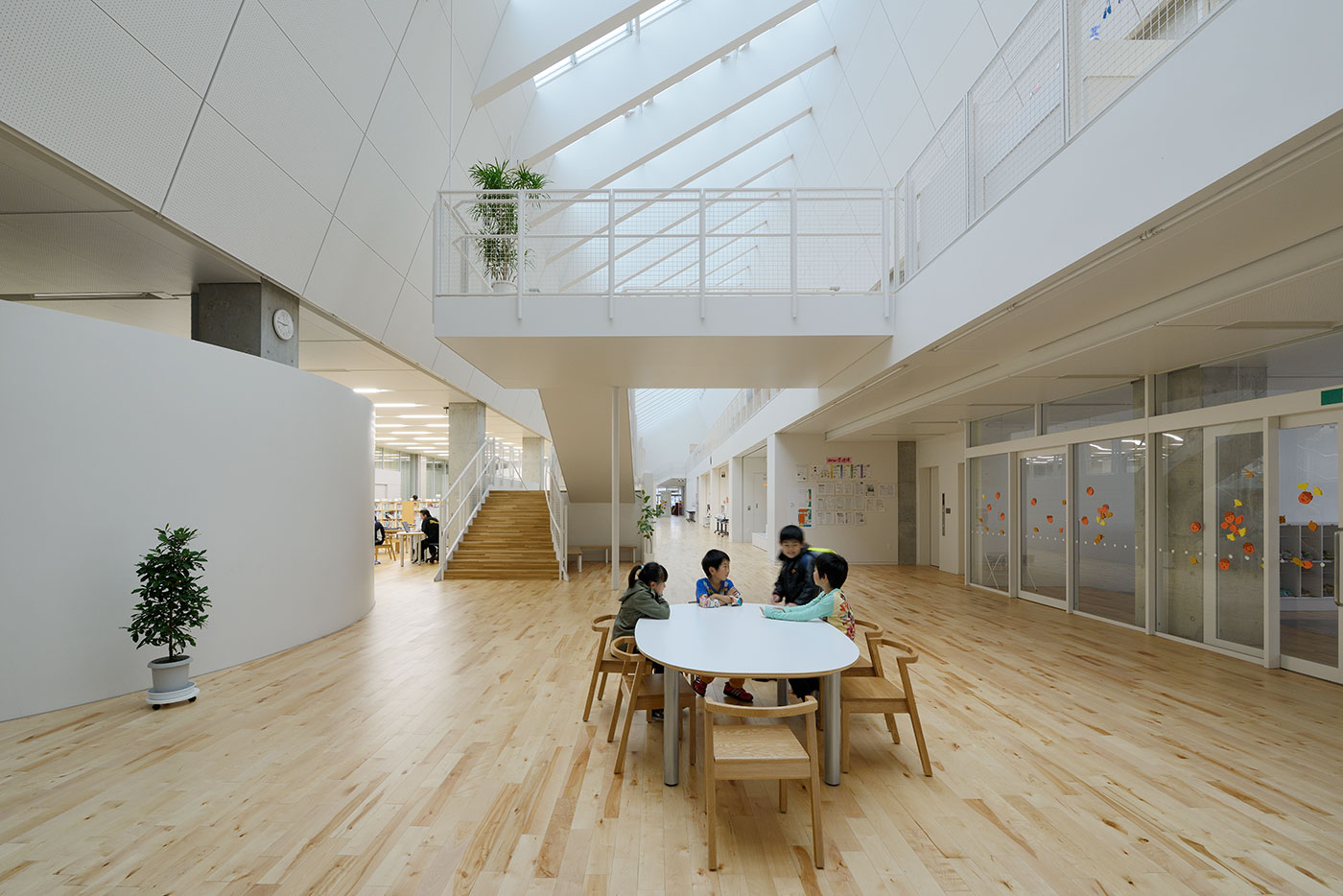 沼田小学校の内観