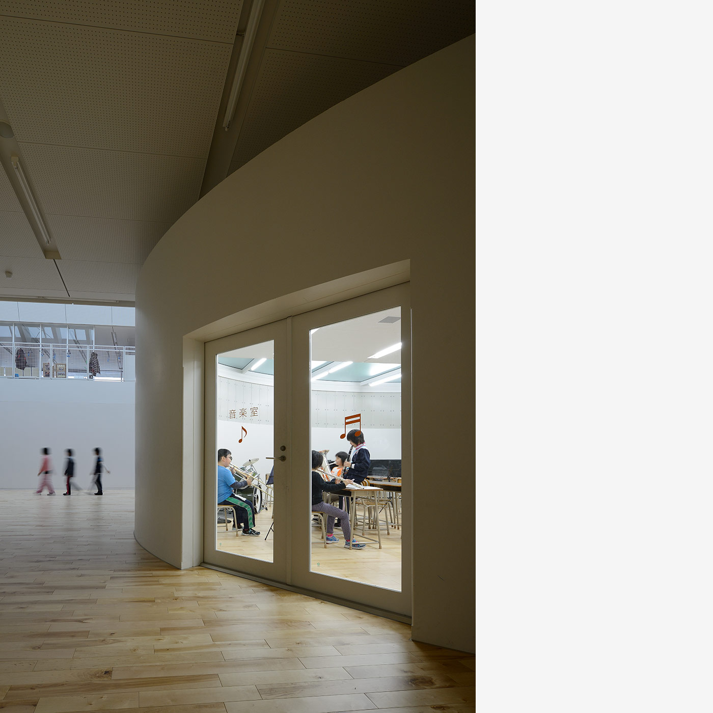 沼田小学校の内観