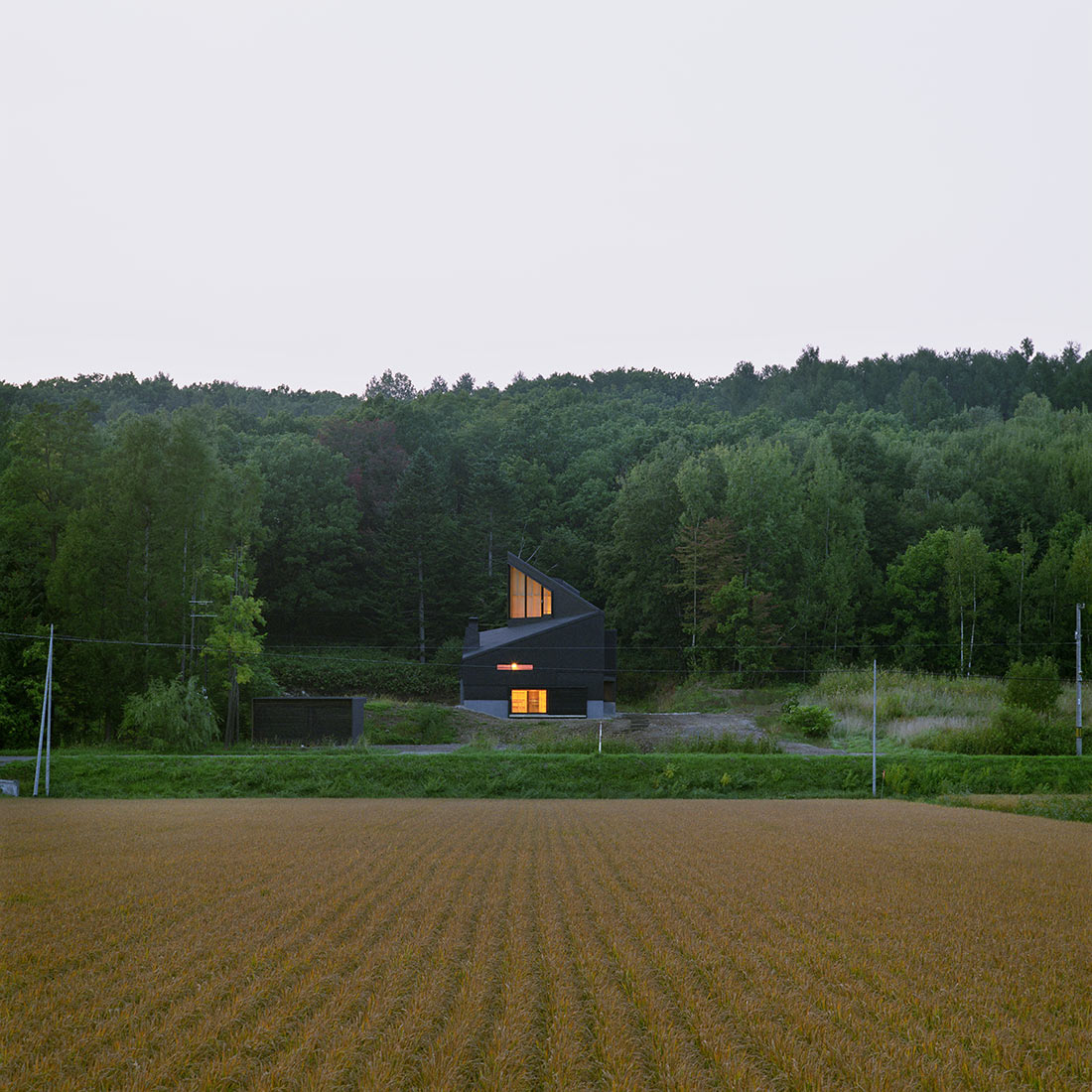 当麻の家の外観