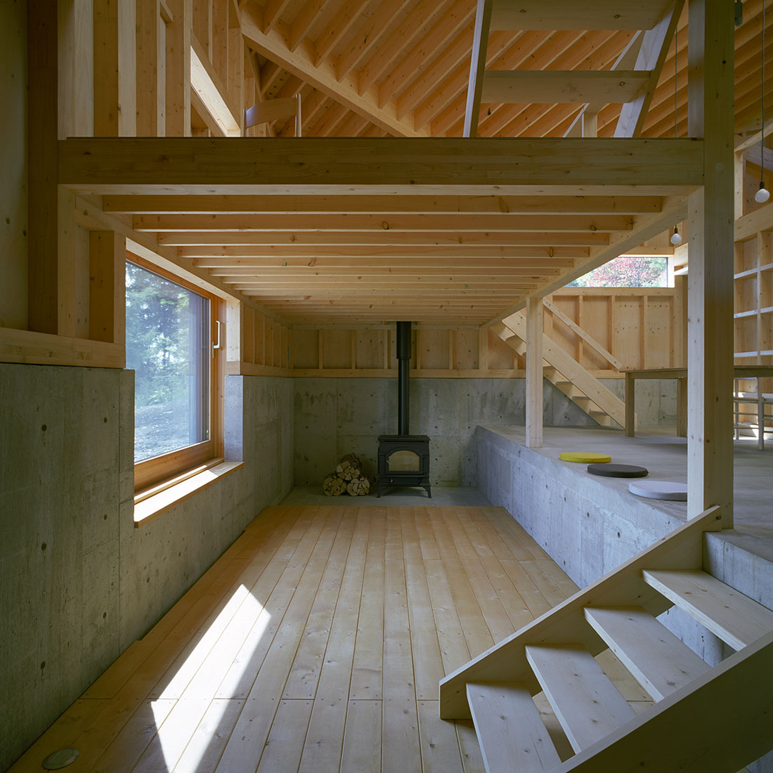 当麻の家の内観