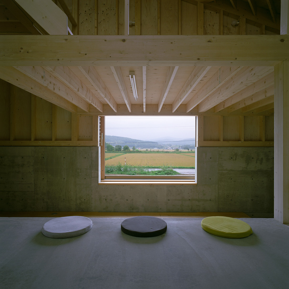 当麻の家の内観