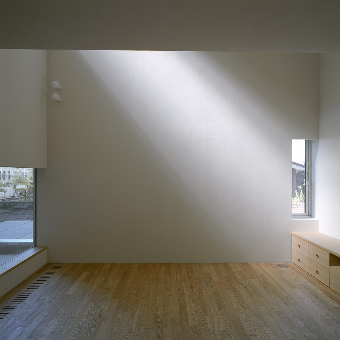 ウチ庭のある家の内観