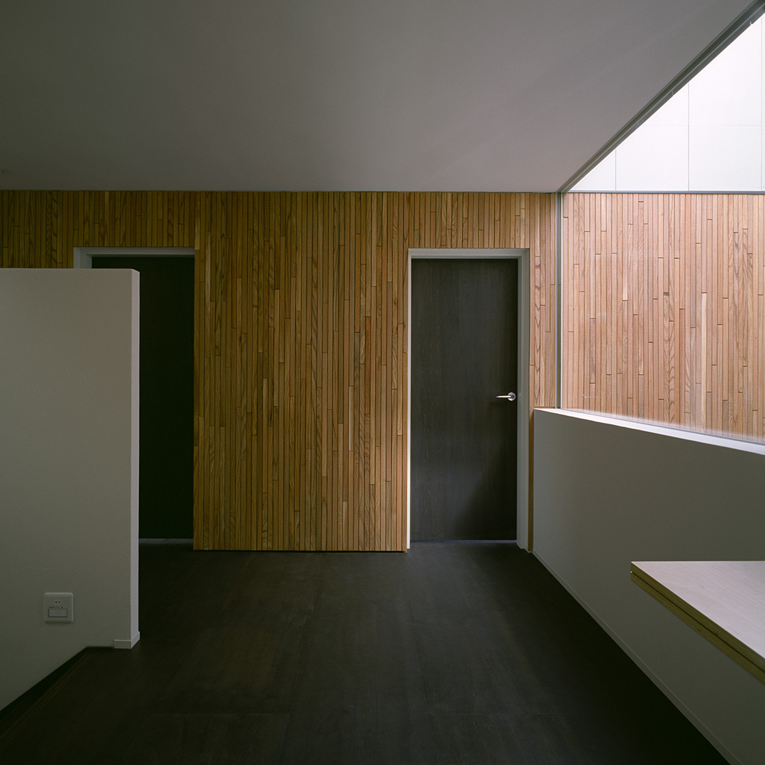 ウチ庭のある家の内観