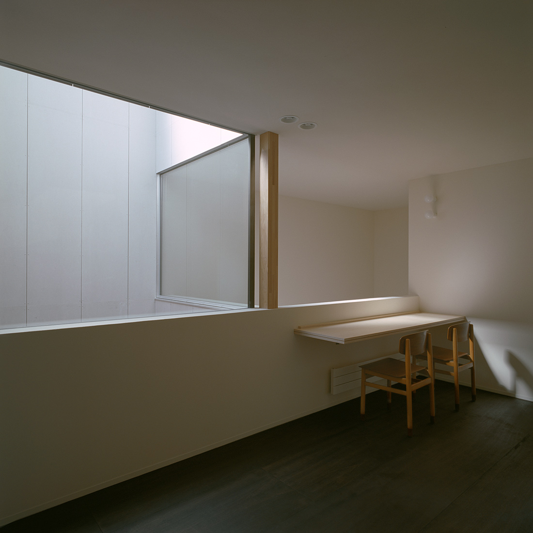 ウチ庭のある家の内観