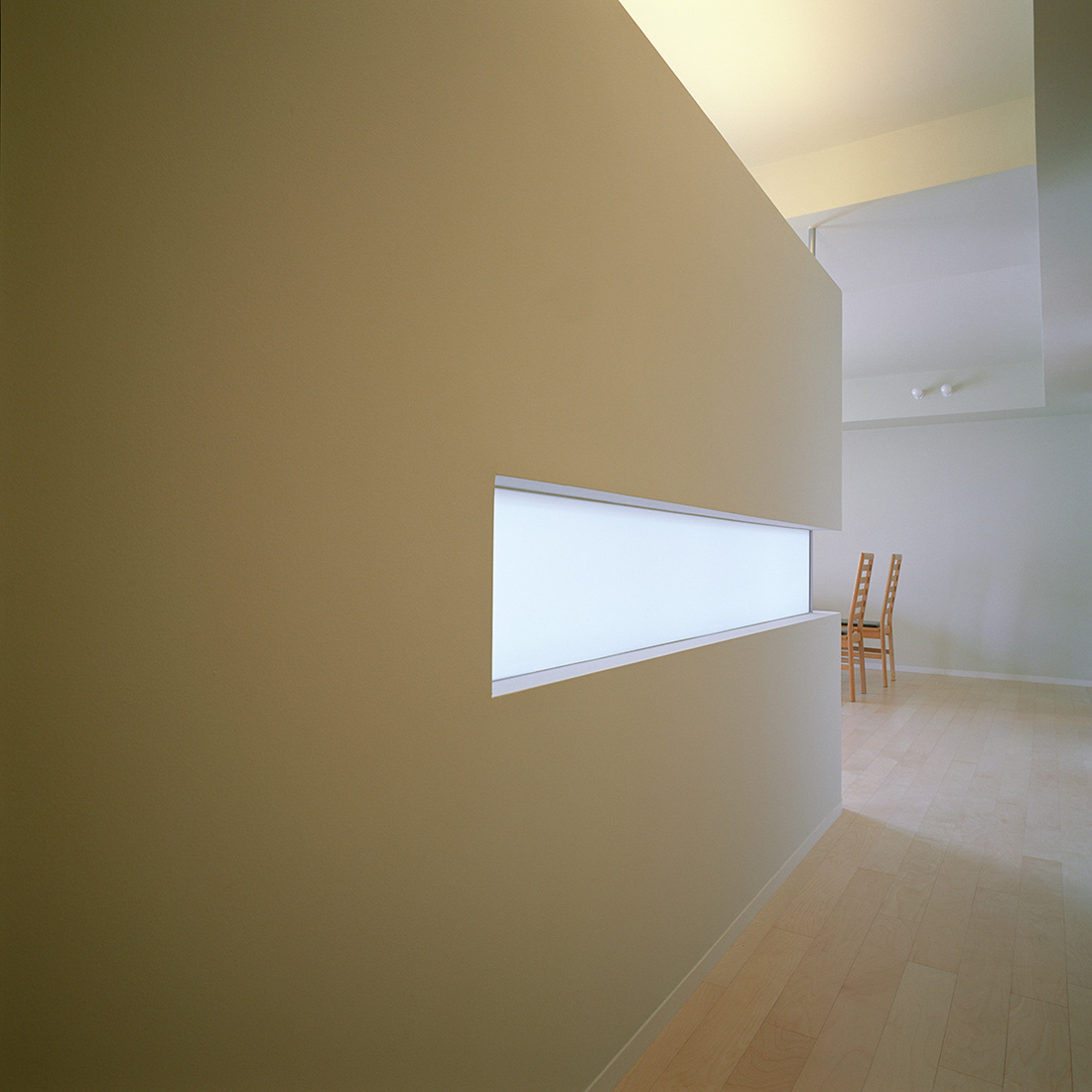 光が渉るの内観