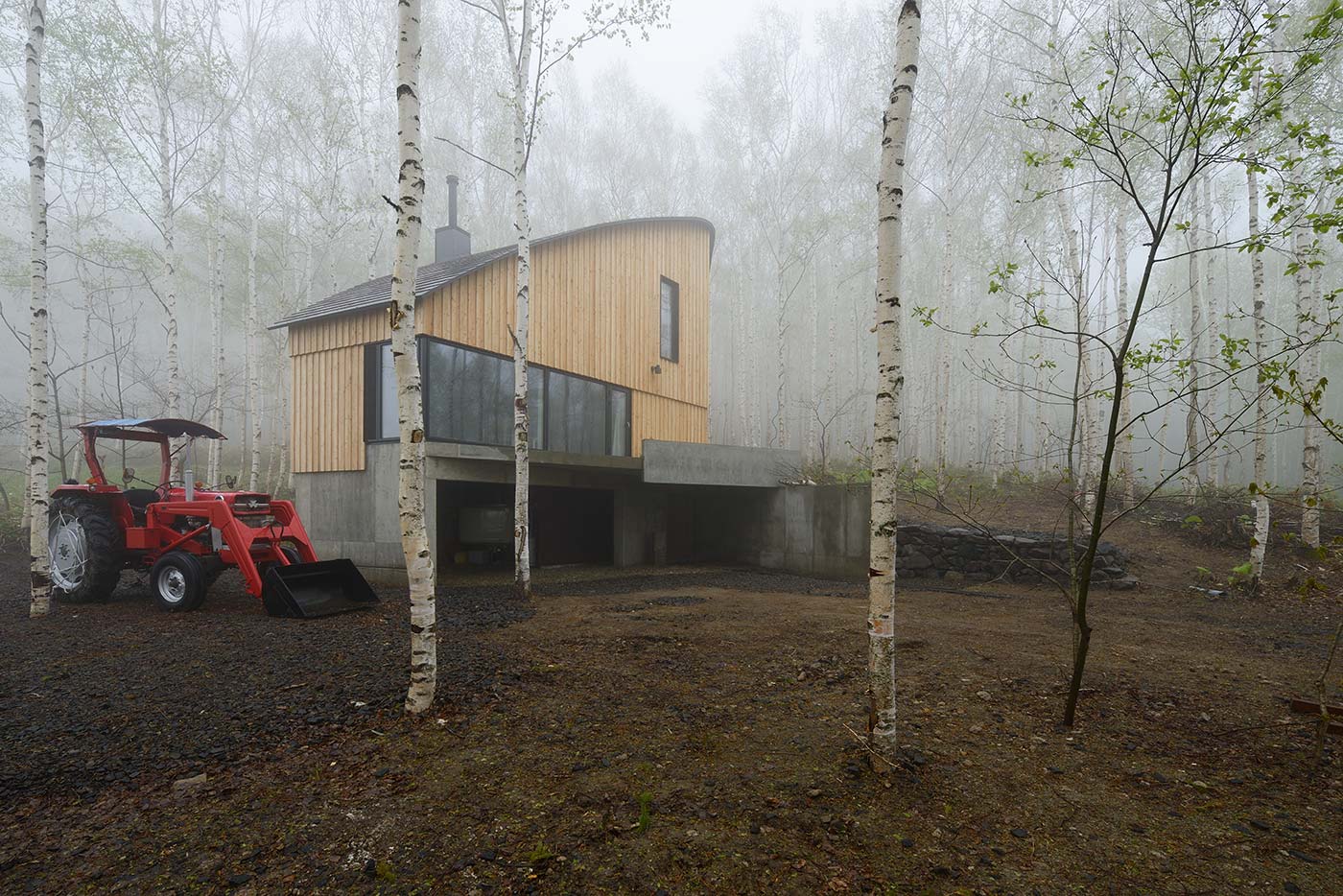 呼人の家の外観