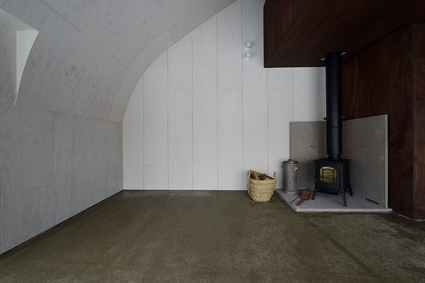 呼人の家の内観